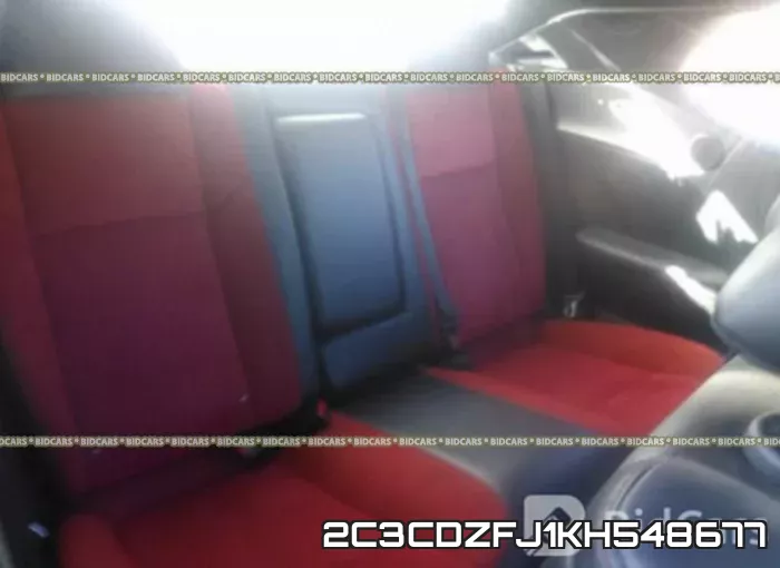 2C3CDZFJ1KH548677_8.webp