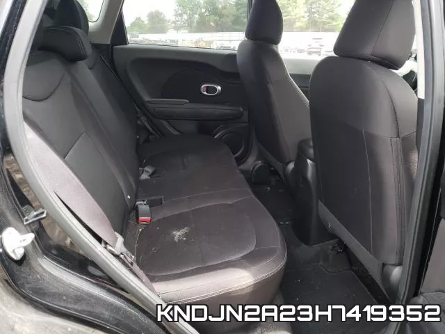 KNDJN2A23H7419352_6.webp