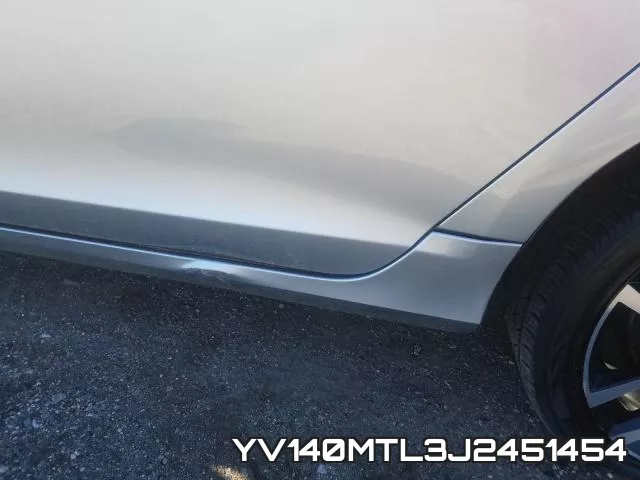 YV140MTL3J2451454