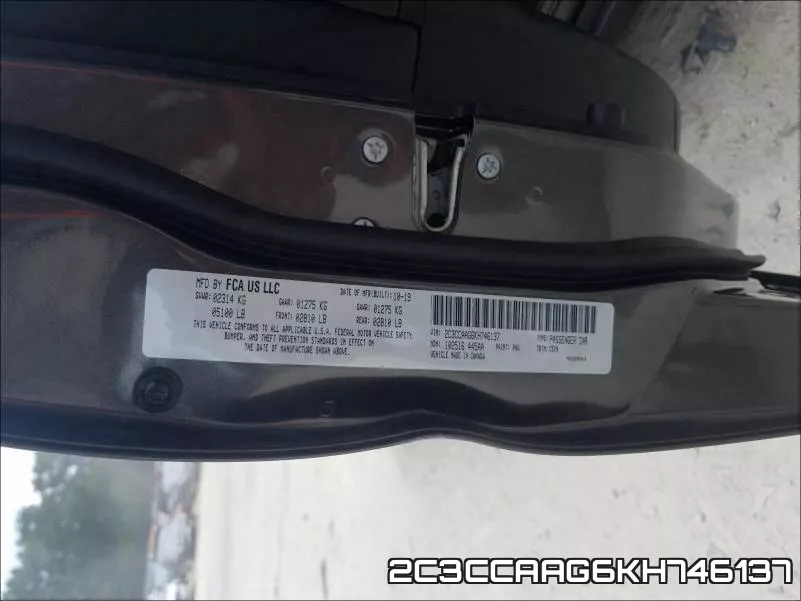 2C3CCAAG6KH746137_10.webp