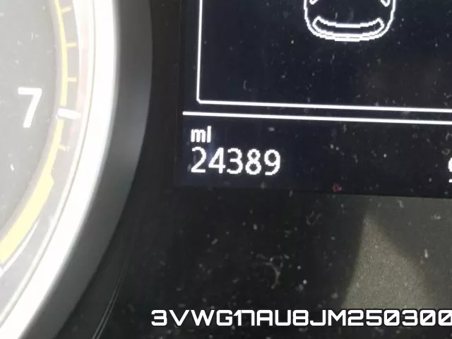 3VWG17AU8JM250300_8.webp