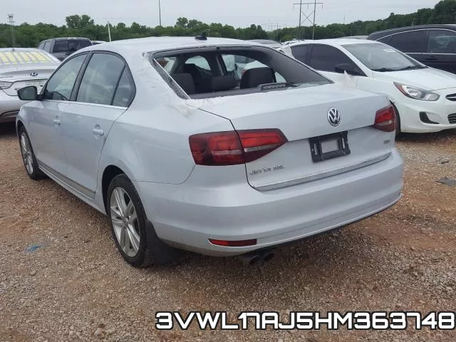 3VWL17AJ5HM363748_3.webp