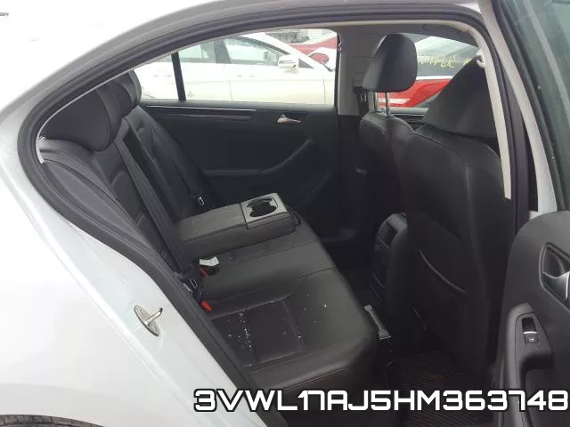 3VWL17AJ5HM363748