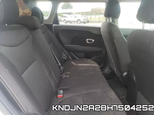 KNDJN2A28H7504252_6.webp