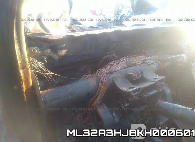 ML32A3HJ8KH000601_7.webp