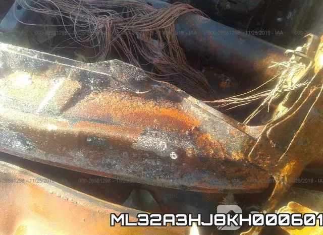 ML32A3HJ8KH000601_9.webp