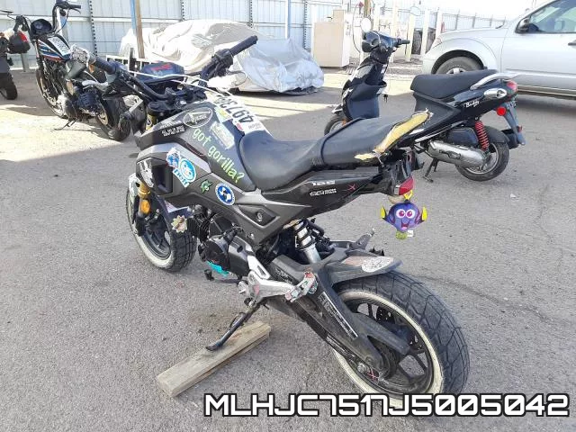 MLHJC7517J5005042_3.webp