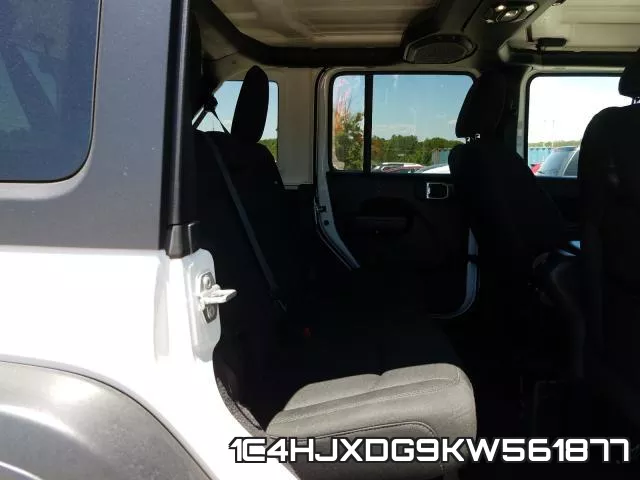 1C4HJXDG9KW561877_6.webp