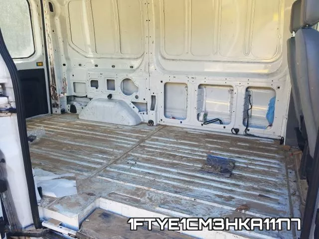 1FTYE1CM3HKA11177_6.webp
