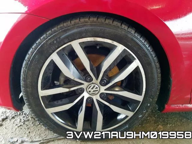 3VW217AU9HM019958_9.webp