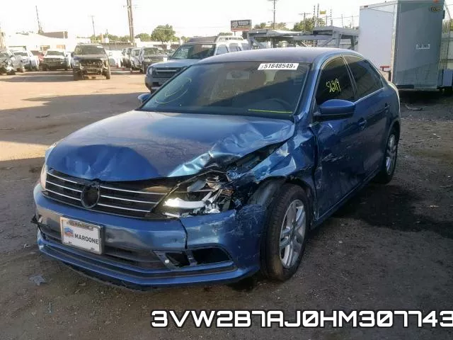 3VW2B7AJ0HM307743_2.webp