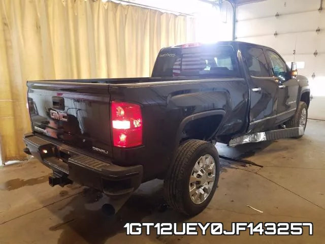 1GT12UEY0JF143257_4.webp