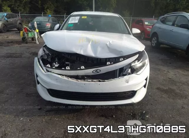 5XXGT4L37HG170885_6.webp