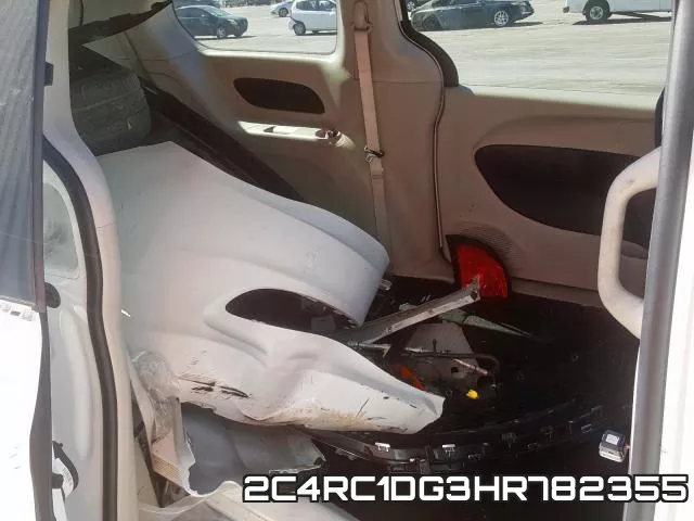 2C4RC1DG3HR782355_6.webp