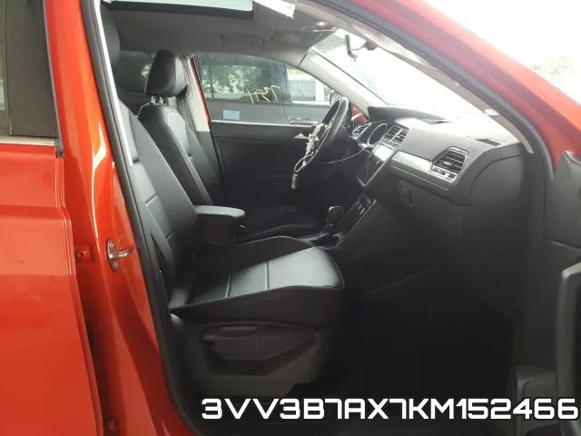 3VV3B7AX7KM152466_5.webp