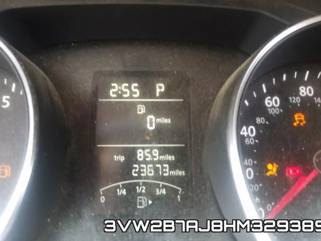 3VW2B7AJ8HM329389_8.webp