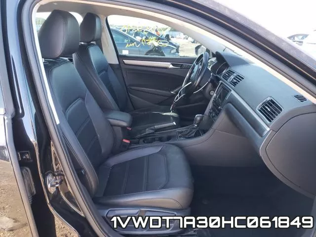 1VWDT7A30HC061849_5.webp