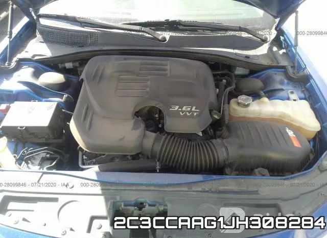 2C3CCAAG1JH308284_10.webp