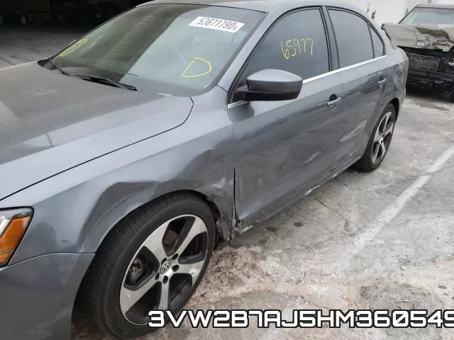 3VW2B7AJ5HM360549_9.webp