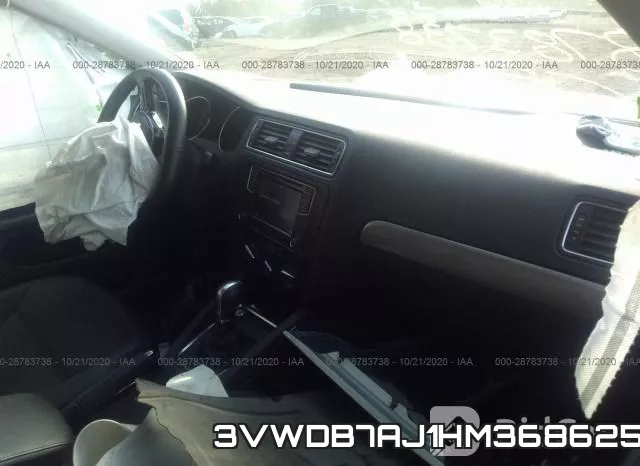 3VWDB7AJ1HM368625