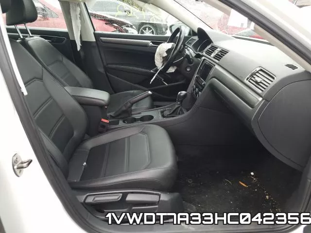 1VWDT7A33HC042356