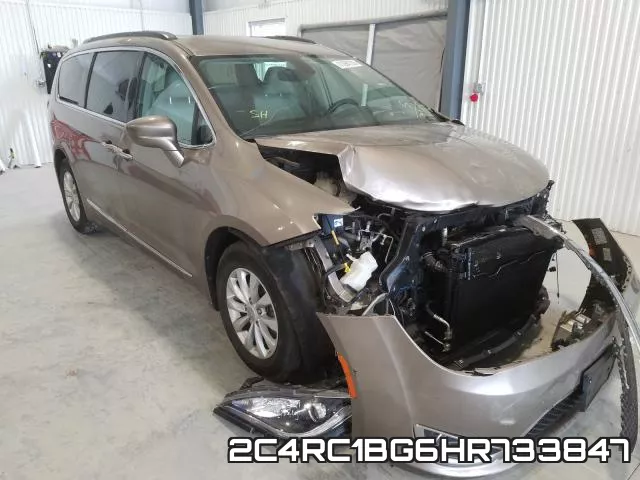 2C4RC1BG6HR733847_1.webp
