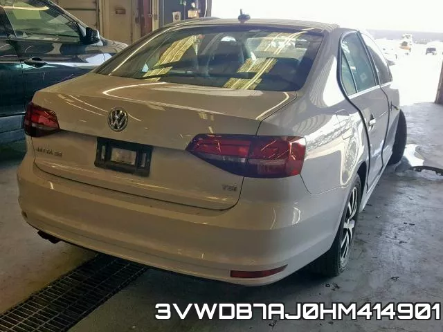3VWDB7AJ0HM414901_4.webp