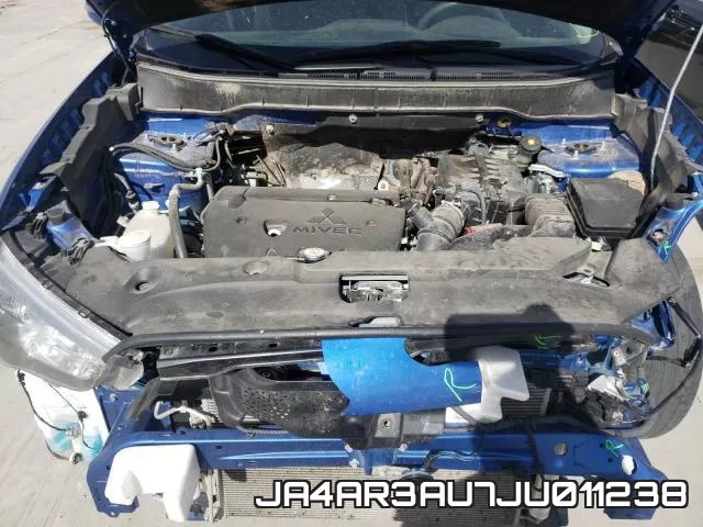 JA4AR3AU7JU011238_7.webp