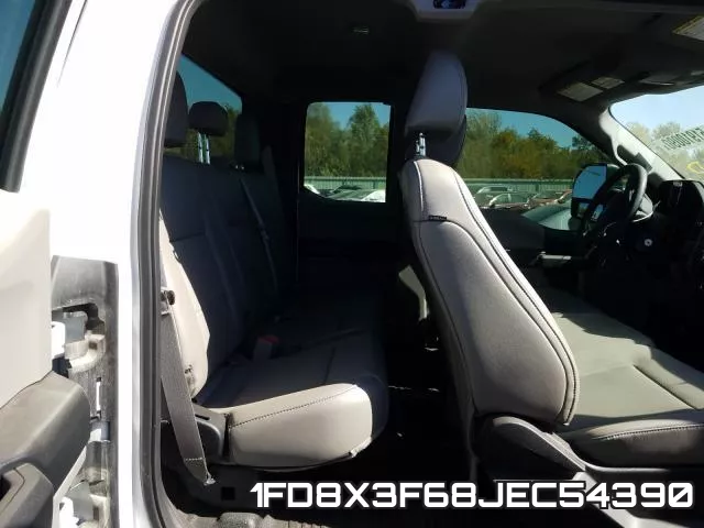 1FD8X3F68JEC54390