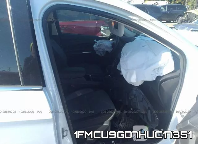 1FMCU9GD7HUC17351_5.webp
