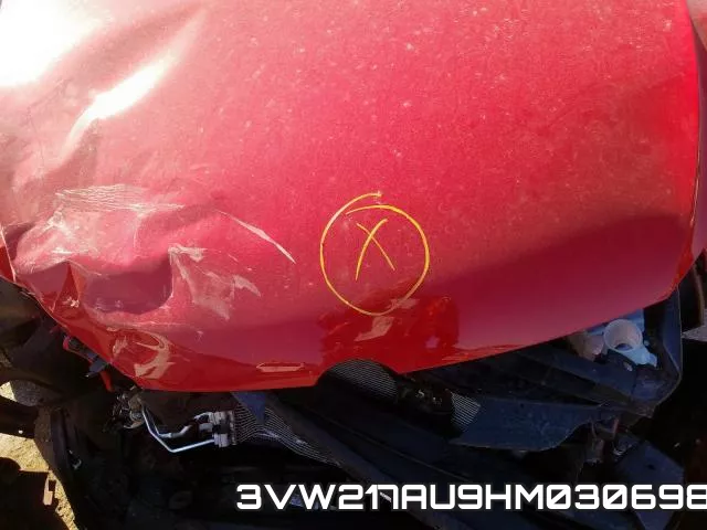 3VW217AU9HM030698_7.webp