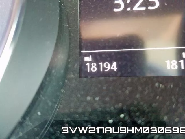 3VW217AU9HM030698_8.webp