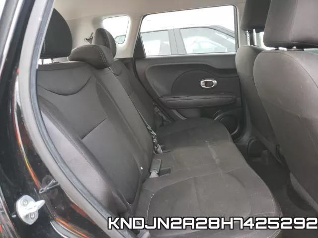 KNDJN2A28H7425292_6.webp