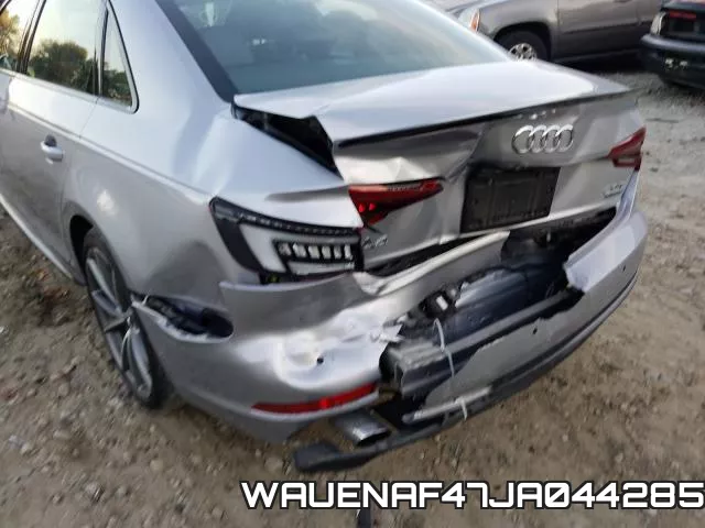WAUENAF47JA044285_9.webp