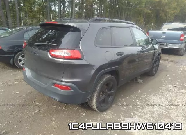 1C4PJLAB9HW610419_4.webp