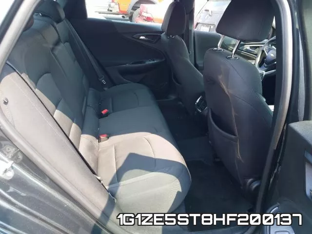 1G1ZE5ST8HF200137