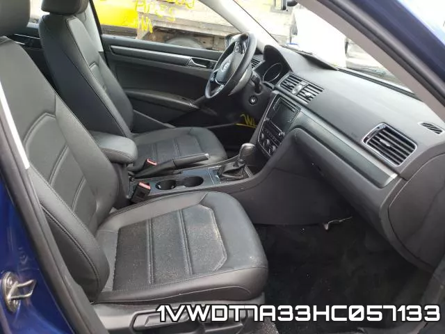 1VWDT7A33HC057133_5.webp