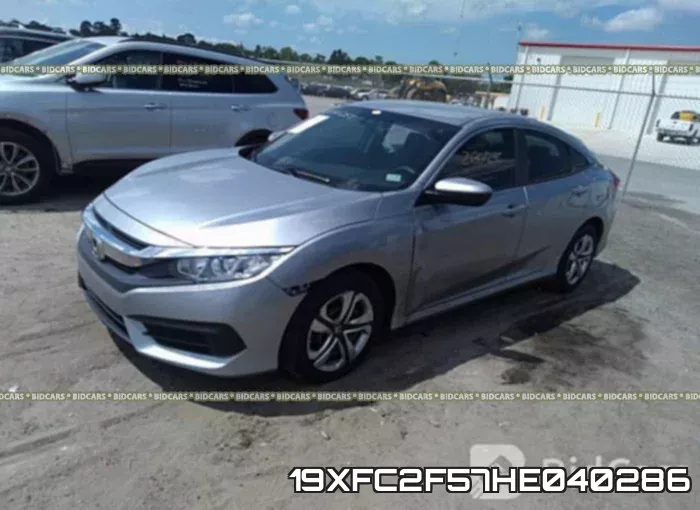 19XFC2F57HE040286_2.webp