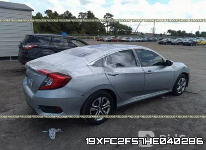 19XFC2F57HE040286_6.webp