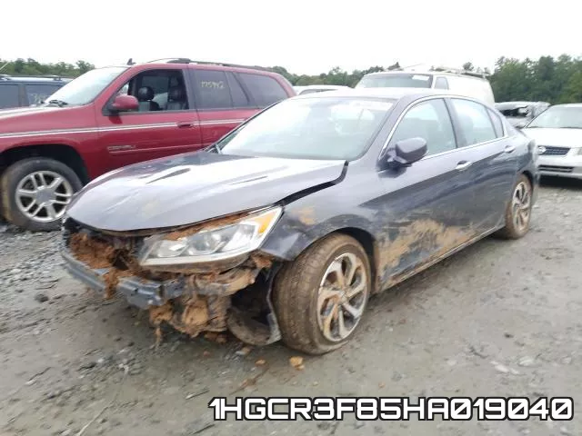 1HGCR3F85HA019040_2.webp