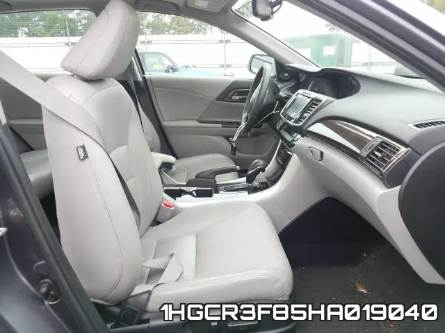 1HGCR3F85HA019040_5.webp