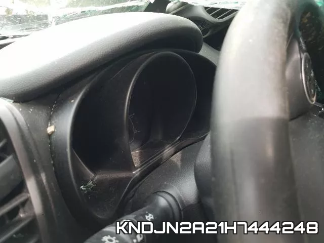 KNDJN2A21H7444248_8.webp
