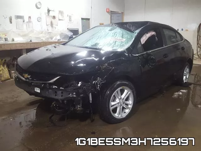 1G1BE5SM3H7256197_2.webp
