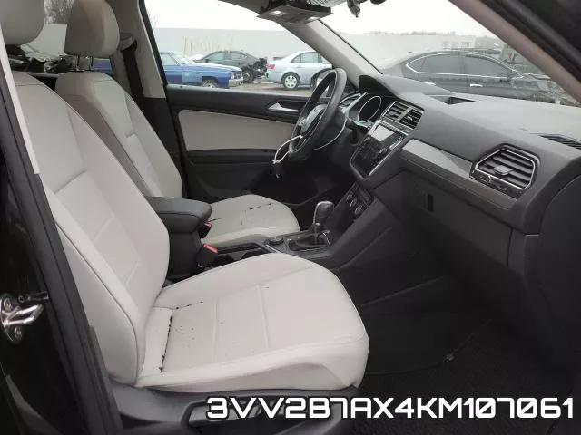 3VV2B7AX4KM107061_5.webp