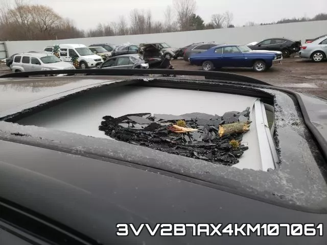 3VV2B7AX4KM107061_9.webp