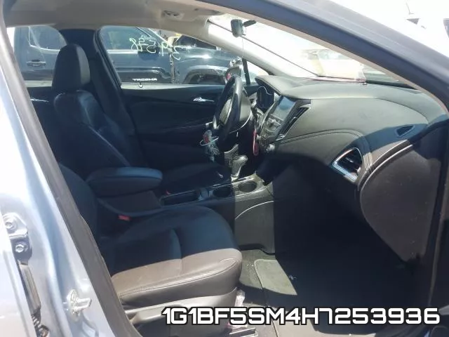 1G1BF5SM4H7253936_5.webp