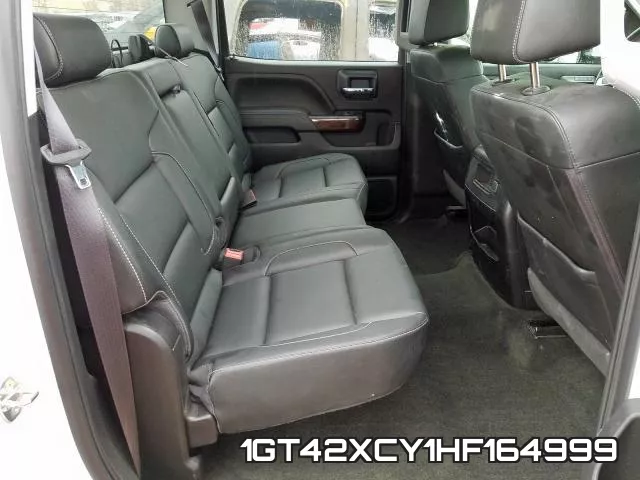 1GT42XCY1HF164999_6.webp