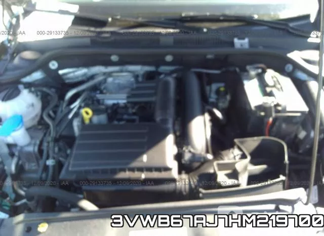 3VWB67AJ7HM219700_10.webp