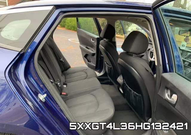 5XXGT4L36HG132421_6.webp