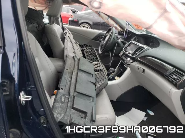 1HGCR3F89HA006792_5.webp